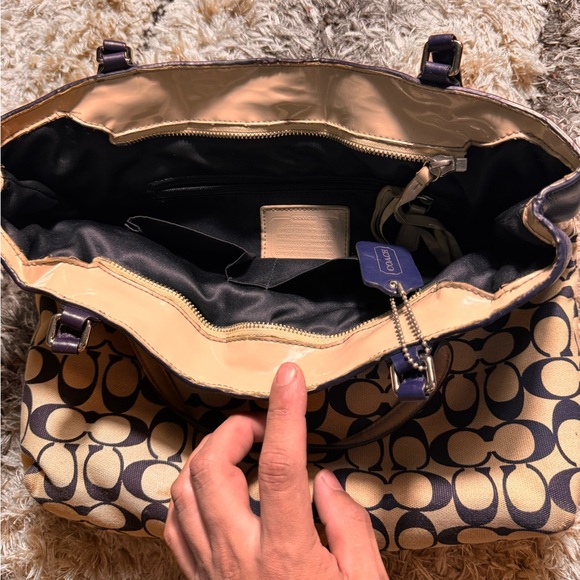 Coach 👜 - Picture 5 of 5